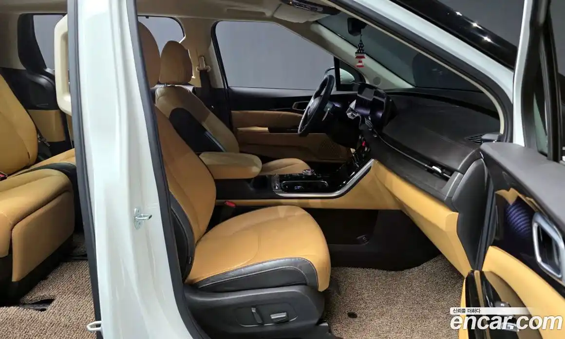 Kia Canival 2023 3.5 Автомат в Москве № 124432, фото 11