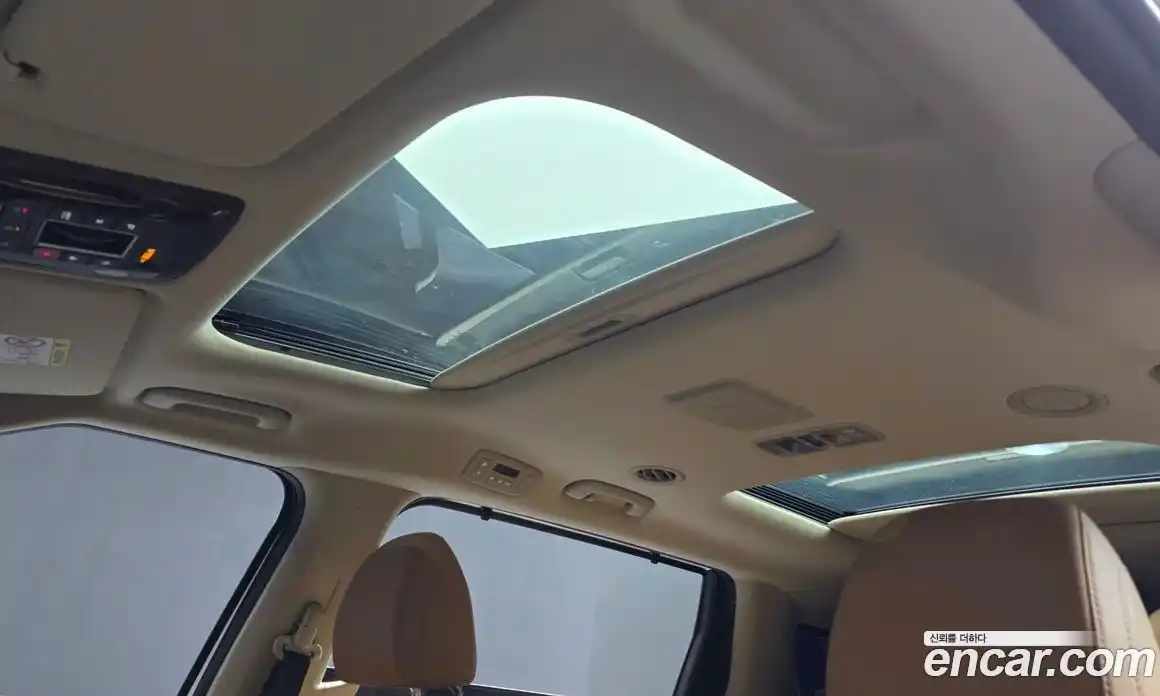 Kia Canival 2023 3.5 Автомат в Москве № 124432, фото 18