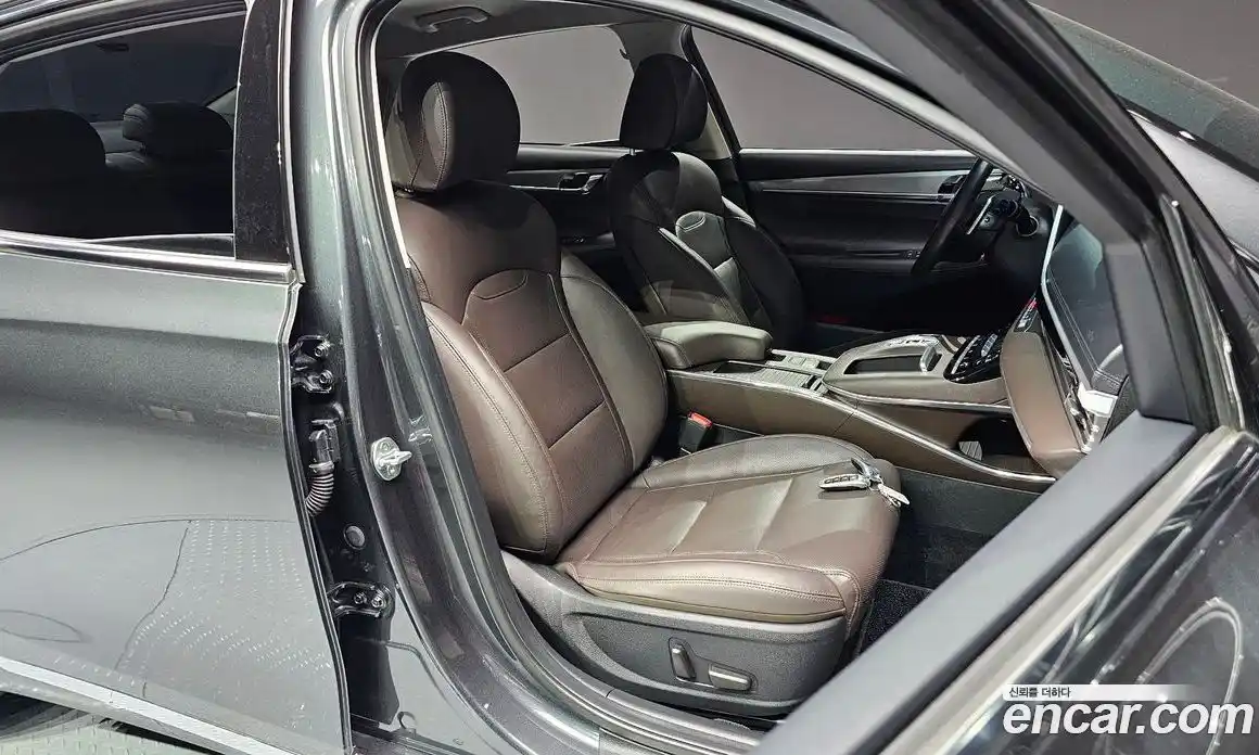 Hyundai Grandeur 2020 3.0 Автомат в Москве № 126049, фото 14