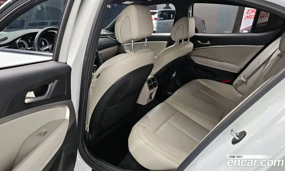 Genesis G70 2022 2.0 Автомат в Москве № 13114, фото 15