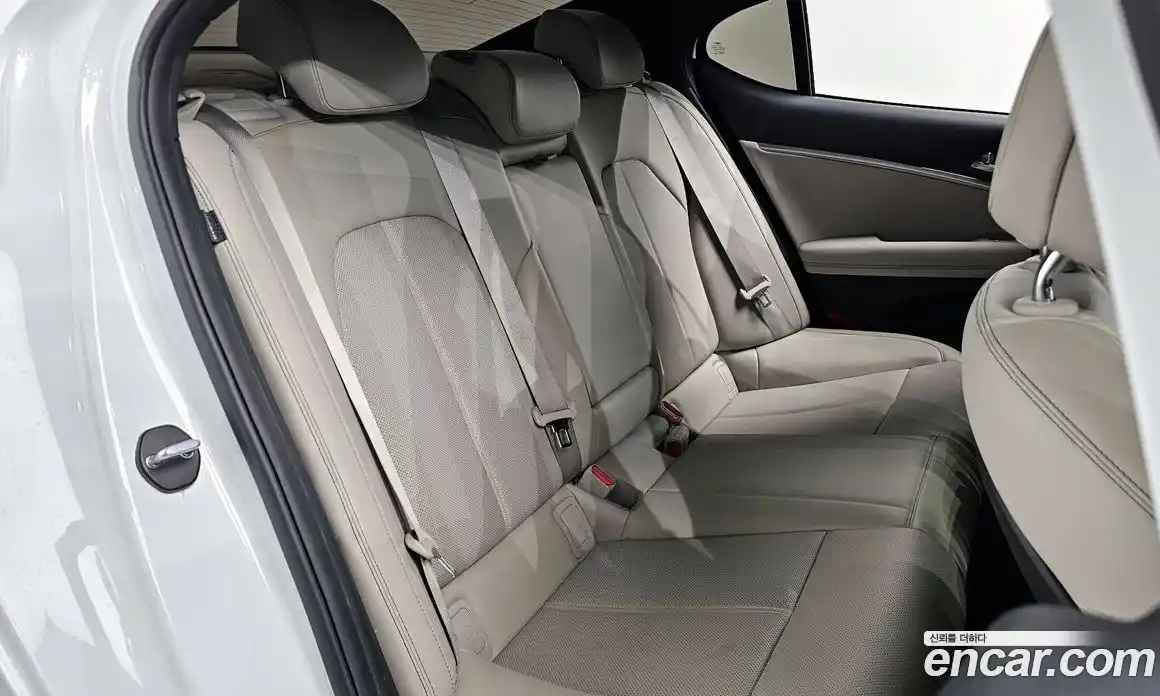 Genesis G70 2022 2.0 Автомат в Москве № 13114, фото 20