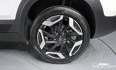 Kia Seltos 2025 1.6 Автомат в Москве № 131929, миниатюра 2