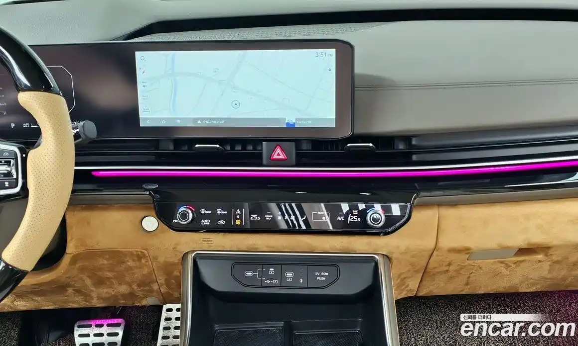 Kia Canival 2024 1.6 Автомат в Москве № 132140, фото 15