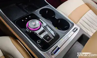 Kia Canival 2024 1.6 Автомат в Москве № 132140, миниатюра 8