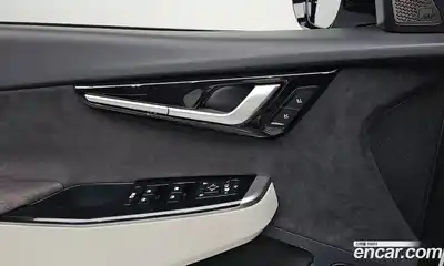 Kia EV6 2023 0.1 Автомат в Москве № 133163, миниатюра 12