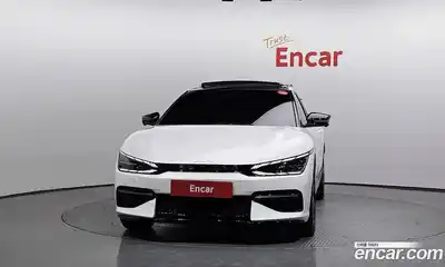 Kia EV6 2023 0.1 Автомат в Москве № 133163, миниатюра 3