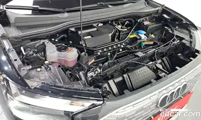 Audi Q4 e-tron 2023 0.2 Автомат в Москве № 135214, миниатюра 6