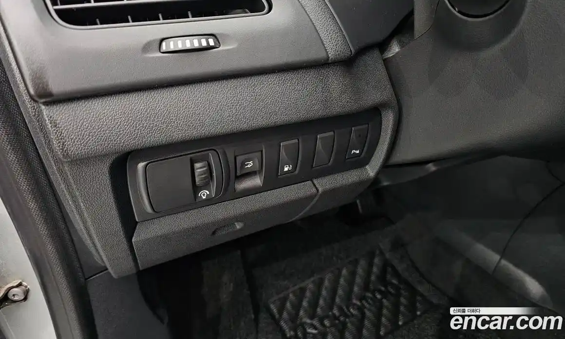 Renault SM3 2011 1.6 Автомат в Москве № 135350, фото 9