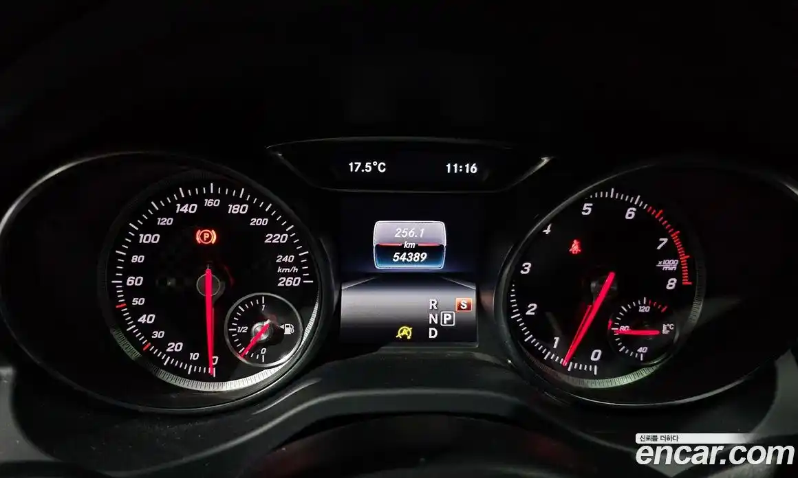 Mercedes-Benz A-Class 2018 1.6 Автомат в Москве № 144687, фото 13