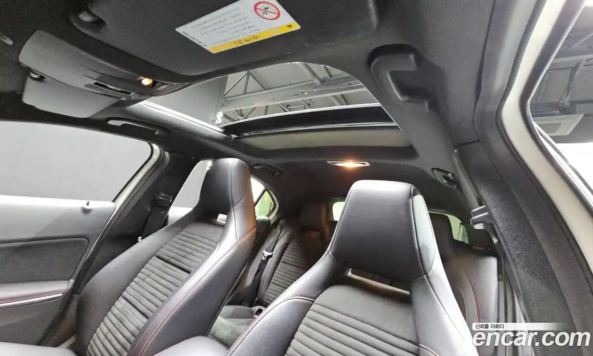 Mercedes-Benz A-Class 2018 1.6 Автомат в Москве № 144687, фото 9