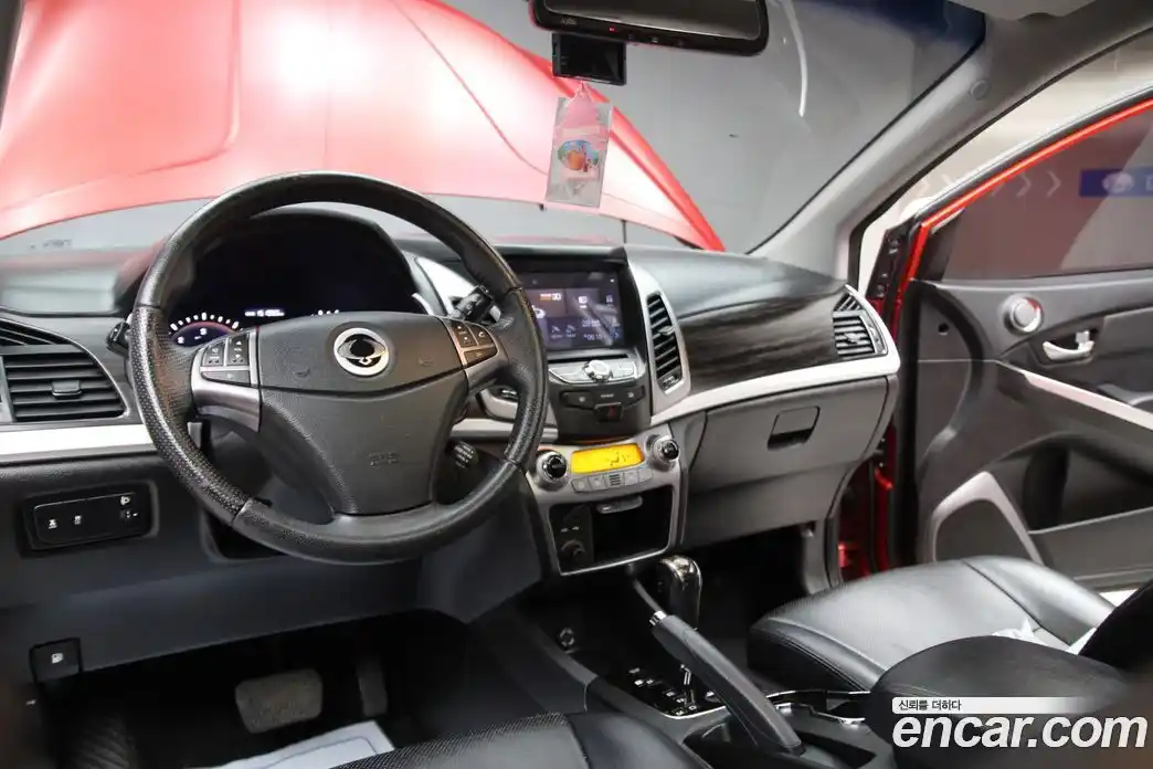 SsangYong Korando 2015 2.0 Автомат в Москве № 147413, фото 13