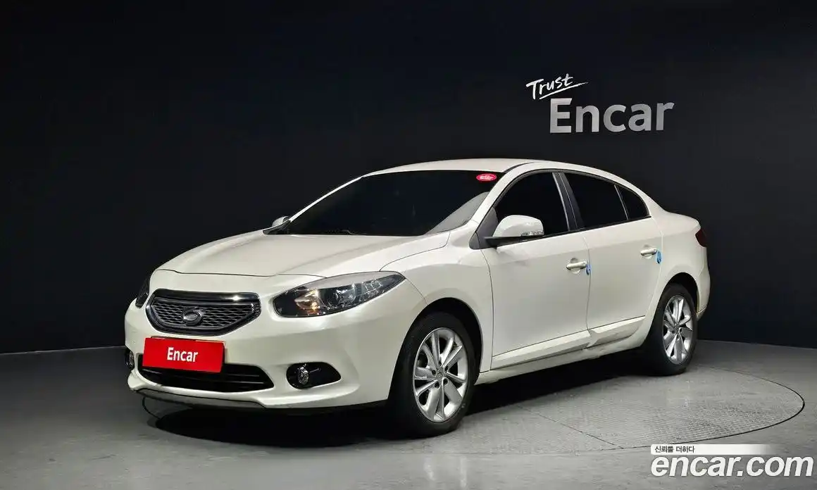 Renault SM3 2013 1.6 Автомат в Москве № 148667, фото 1