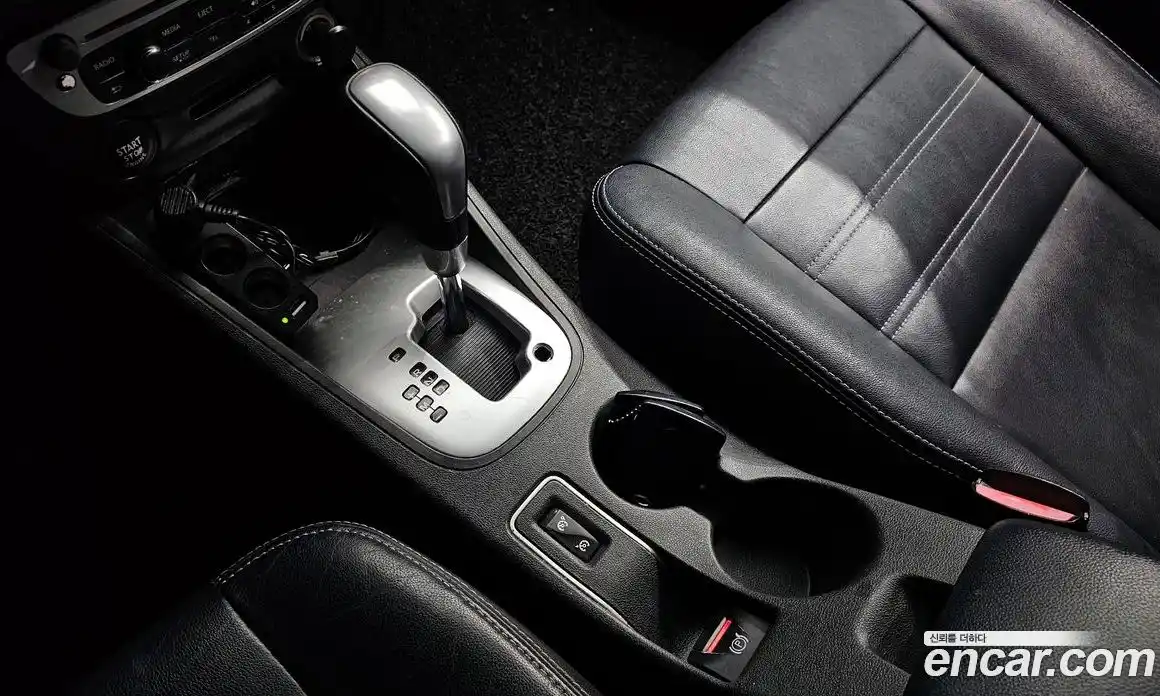 Renault SM3 2013 1.6 Автомат в Москве № 148667, фото 9