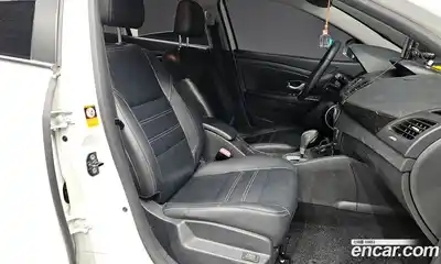 Renault SM3 2013 1.6 Автомат в Москве № 148667, миниатюра 10