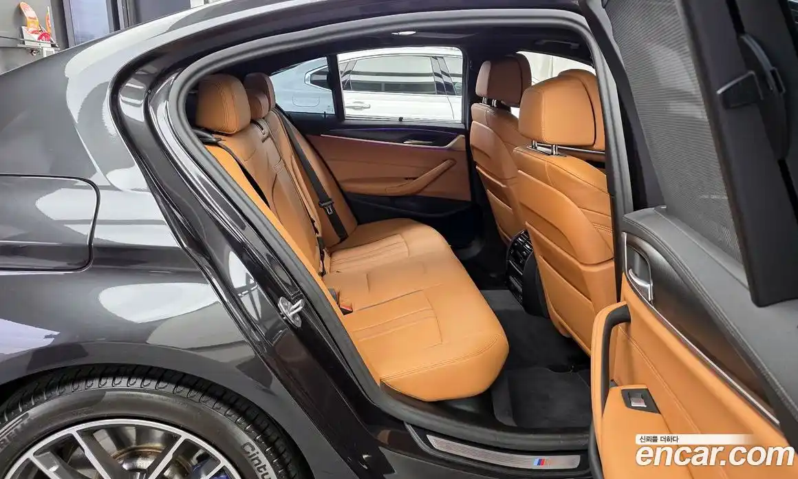 BMW 5-Series 2023 2.0 Автомат в Москве № 155424, фото 3