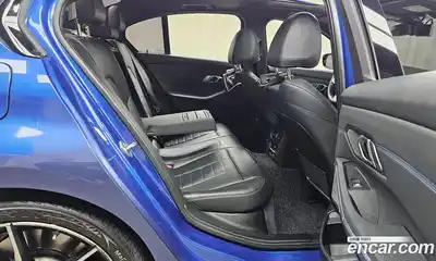 BMW 3-Series 2019 2.0 Автомат в Москве № 157804, миниатюра 8