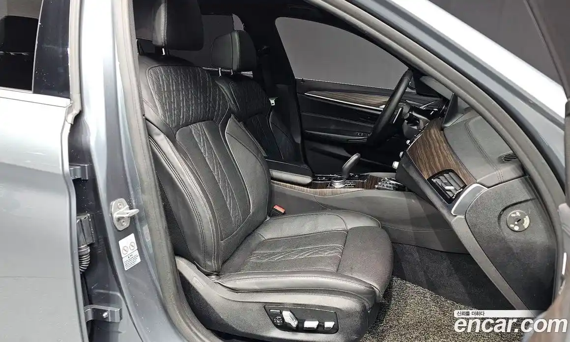 BMW 5-Series 2018 2.0 Автомат в Москве № 159197, фото 18