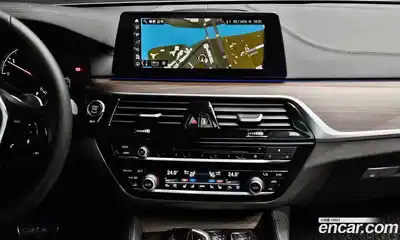 BMW 5-Series 2018 2.0 Автомат в Москве № 159197, миниатюра 3
