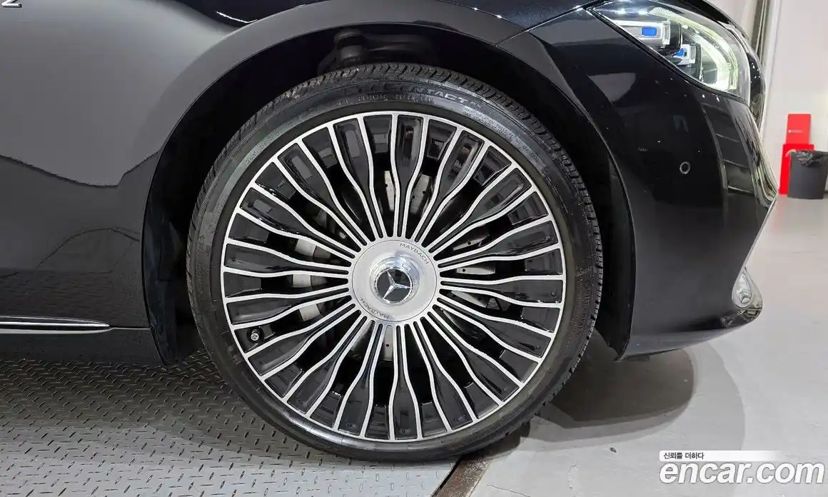 Mercedes-Benz S-Class 2023 4.0 Автомат в Москве № 160107, фото 13