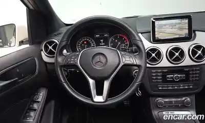 Mercedes-Benz B-Class 2013 1.8 Автомат в Москве № 160934, миниатюра 10