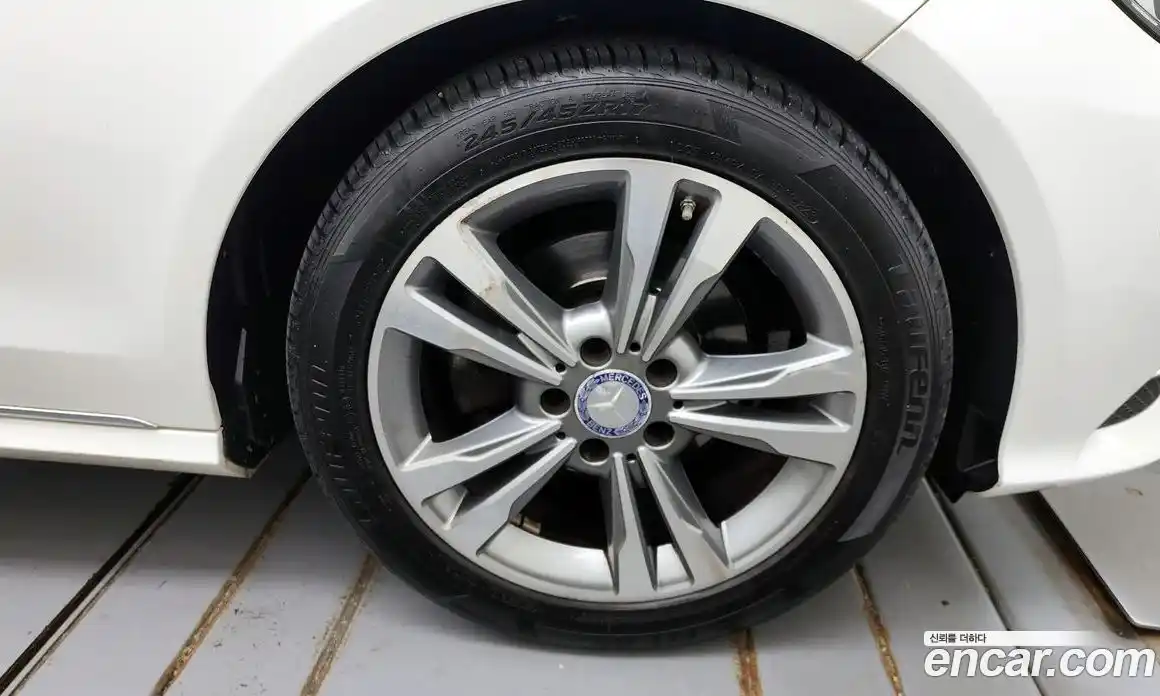 Mercedes-Benz E-Class 2014 2.1 Автомат в Москве № 161126, фото 9