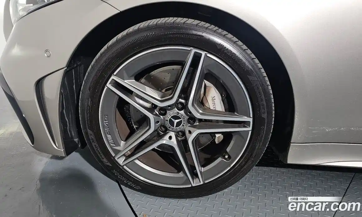 Mercedes-Benz CLS-Class 2022 2.0 Автомат в Москве № 161280, фото 5