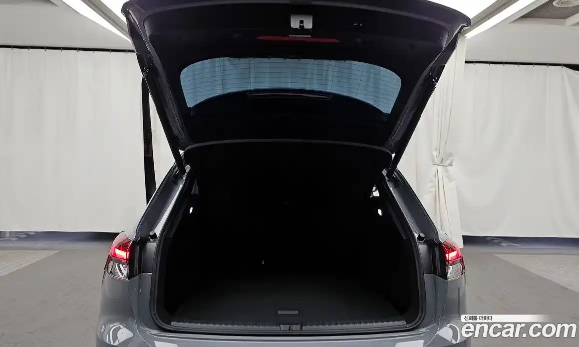 Audi Q4 e-tron 2023 0.2 Автомат в Москве № 162660, фото 18