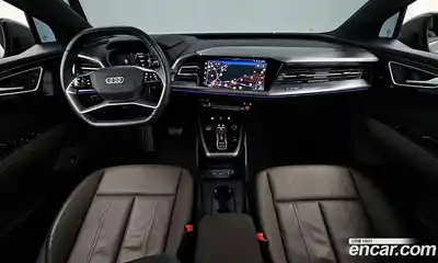 Audi Q4 e-tron 2023 0.2 Автомат в Москве № 162660, миниатюра 2