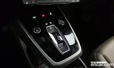 Audi Q4 e-tron 2023 0.2 Автомат в Москве № 162660, миниатюра 6