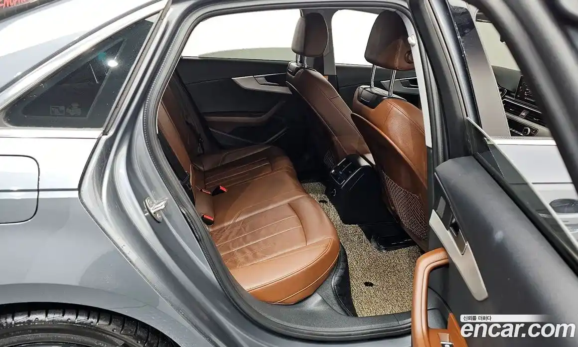 Audi A4 2019 2.0 Автомат в Москве № 163027, фото 4