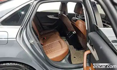 Audi A4 2019 2.0 Автомат в Москве № 163027, миниатюра 4