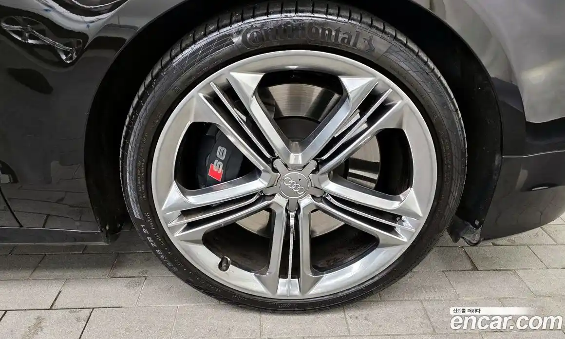 Audi S8 2013 4.0 Автомат в Москве № 163498, фото 5