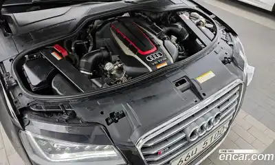 Audi S8 2013 4.0 Автомат в Москве № 163498, миниатюра 6