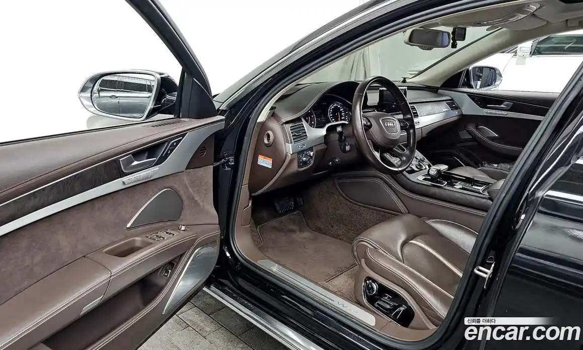 Audi A8 2015 6.3 Автомат в Москве № 163741, фото 12