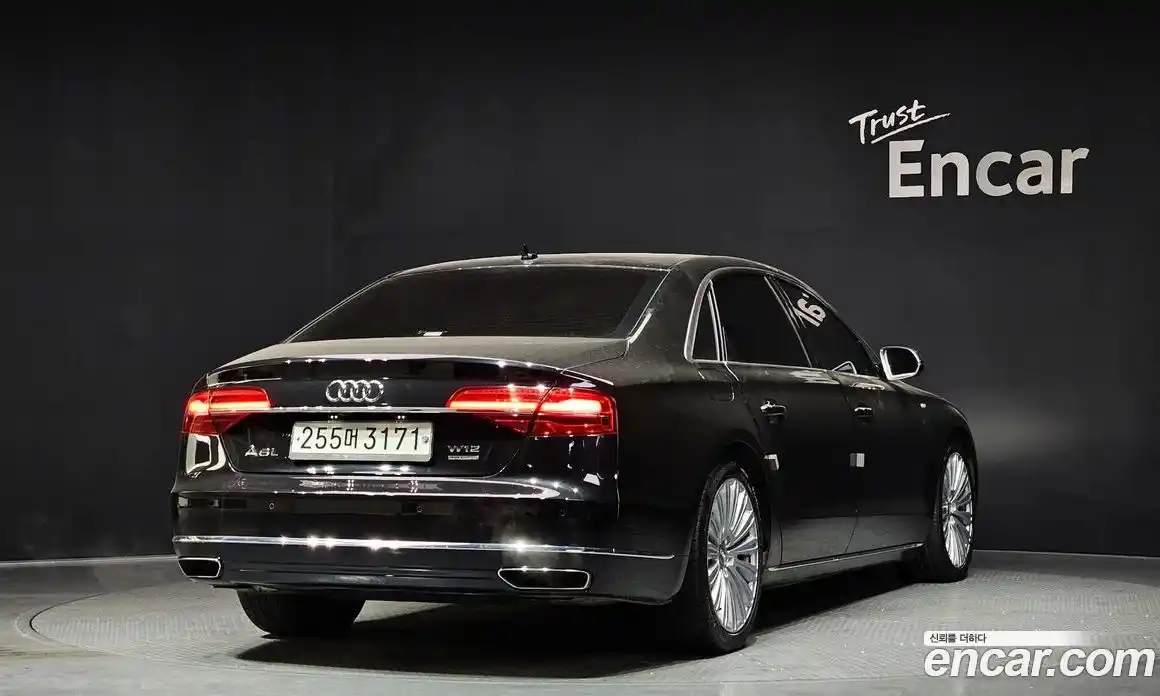 Audi A8 2015 6.3 Автомат в Москве № 163741, фото 17