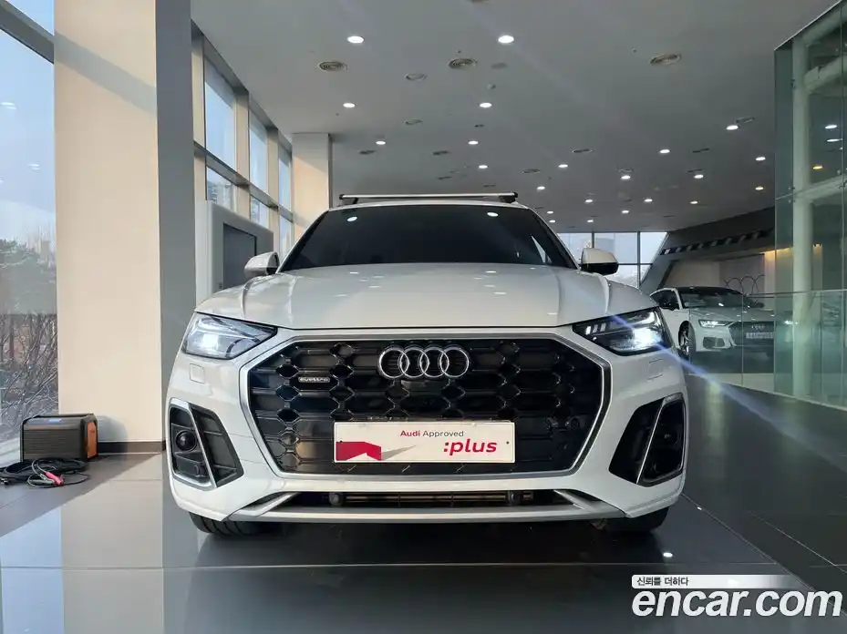 Audi Q5 2023 2.0 Автомат в Москве № 163962, фото 3