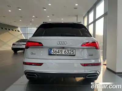 Audi Q5 2023 2.0 Автомат в Москве № 163962, миниатюра 4