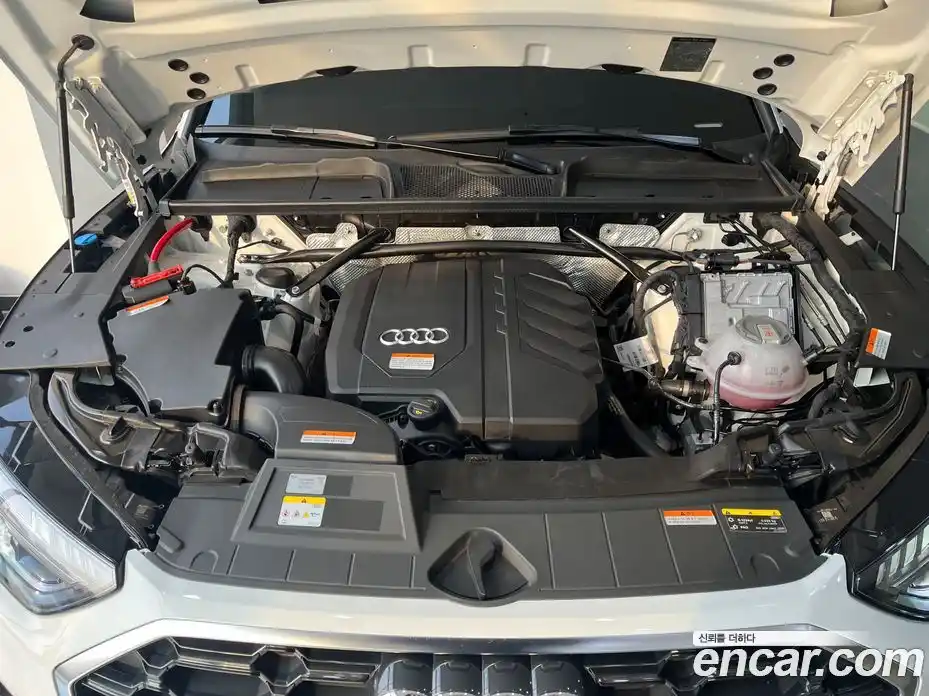 Audi Q5 2023 2.0 Автомат в Москве № 163962, фото 6