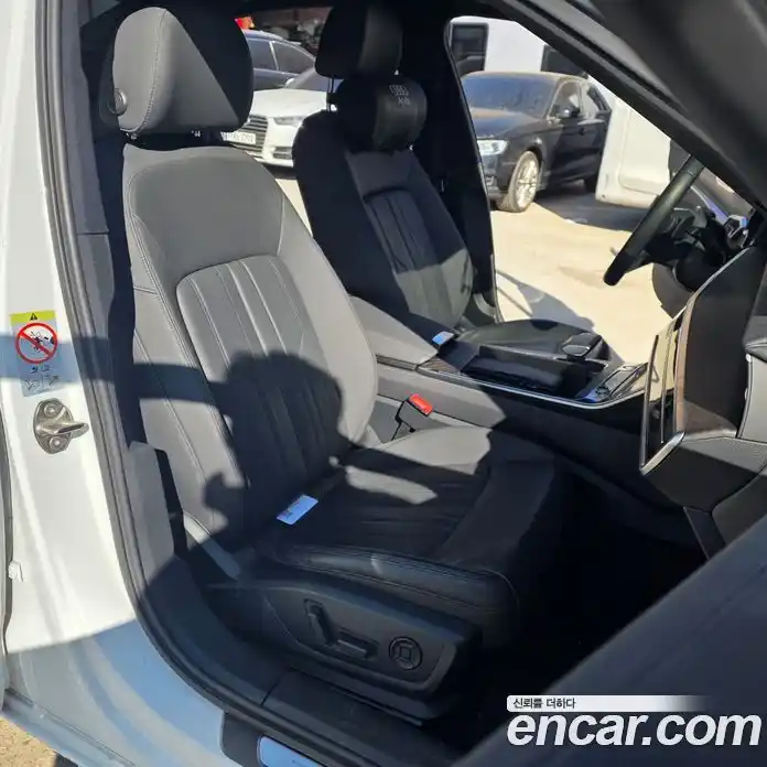 Audi A6 2021 2.0 Автомат в Москве № 163976, фото 11