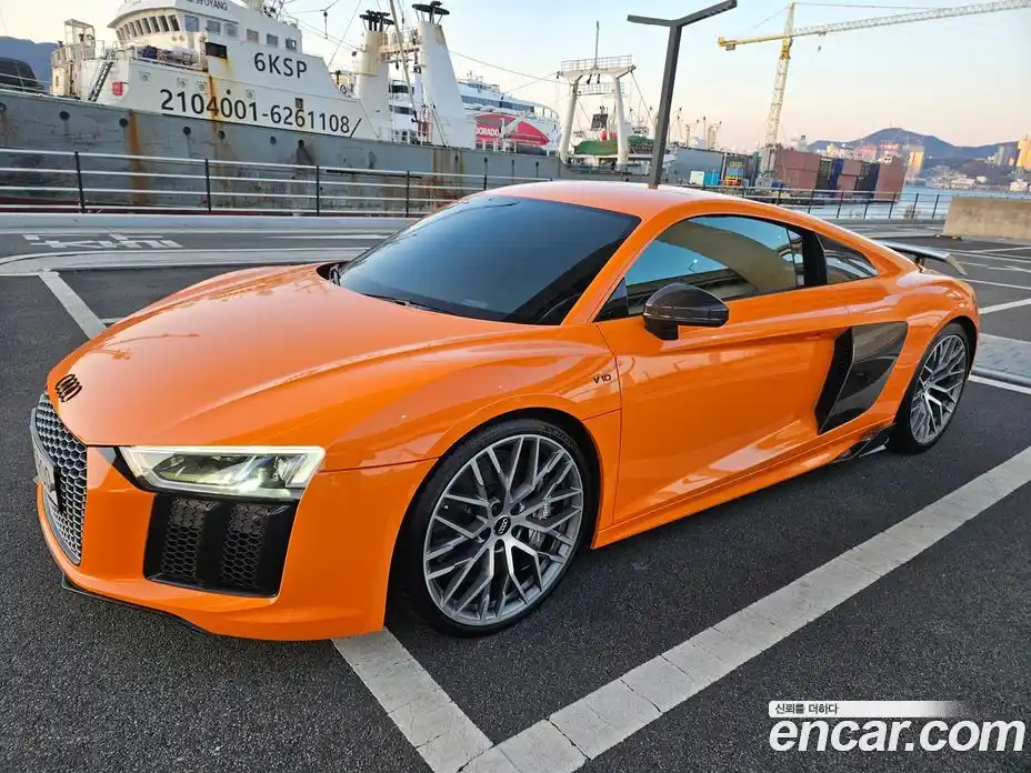 Audi R8 2017 5.2 Автомат в Москве № 164001, фото 1