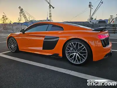 Audi R8 2017 5.2 Автомат в Москве № 164001, миниатюра 5