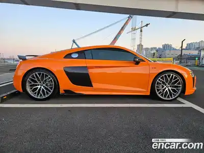 Audi R8 2017 5.2 Автомат в Москве № 164001, миниатюра 6