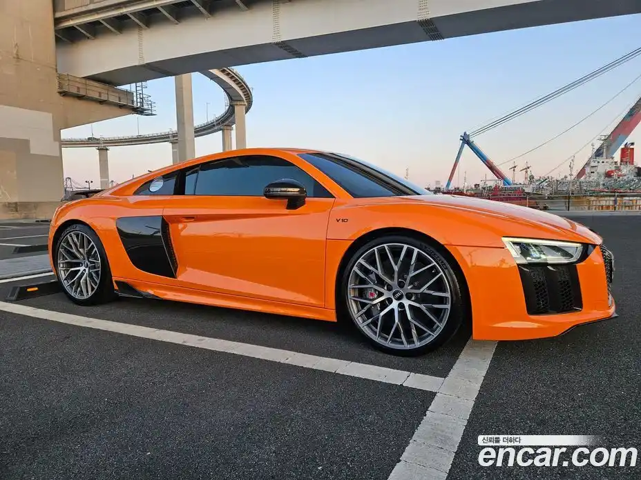 Audi R8 2017 5.2 Автомат в Москве № 164001, фото 8