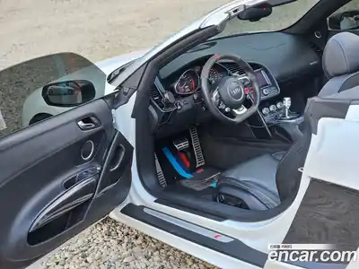 Audi R8 2015 5.2 Автомат в Москве № 164060, миниатюра 11