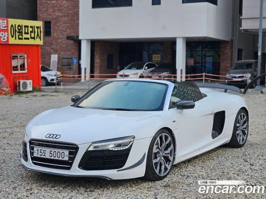 Audi R8 2015 5.2 Автомат в Москве № 164060, фото 10