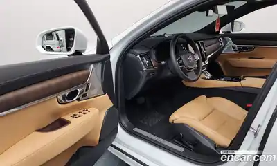 Volvo S90 2025 2.0 Автомат в Москве № 164306, миниатюра 10
