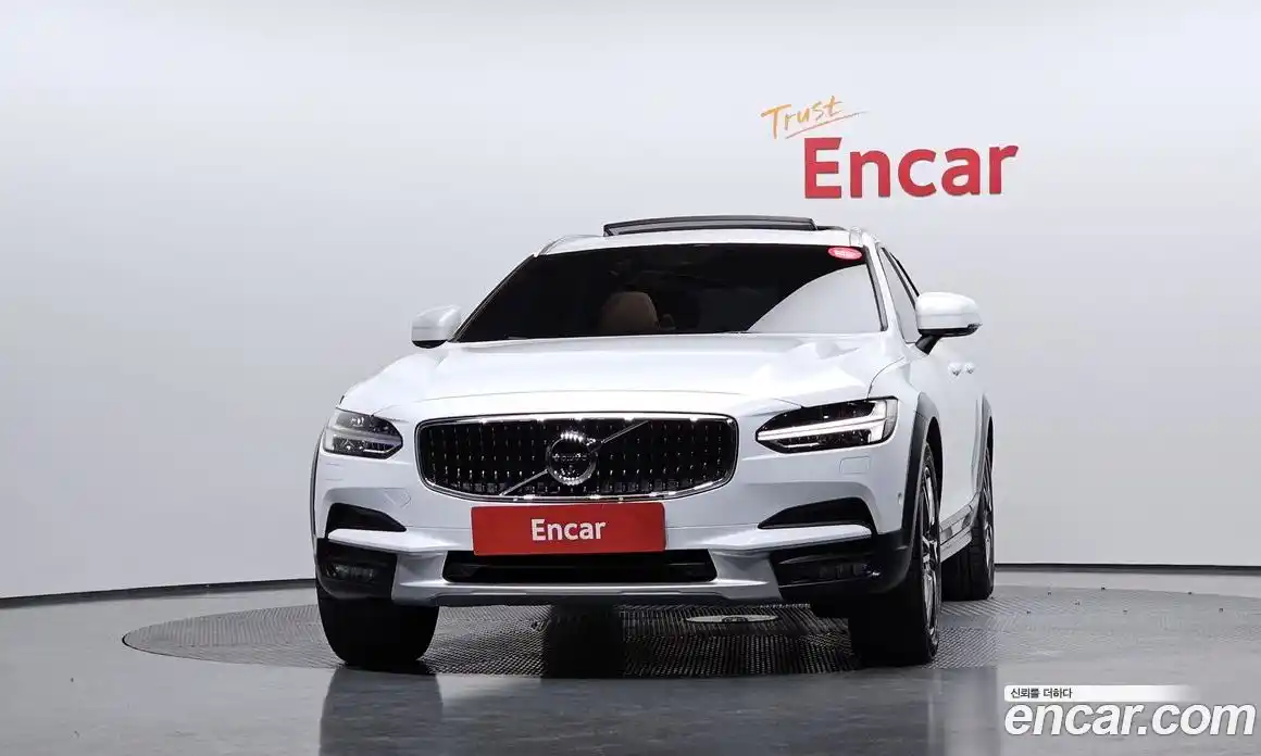 Volvo V90 2019 2.0 Автомат в Москве № 164612, фото 15