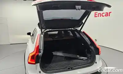 Volvo V90 2019 2.0 Автомат в Москве № 164612, миниатюра 2