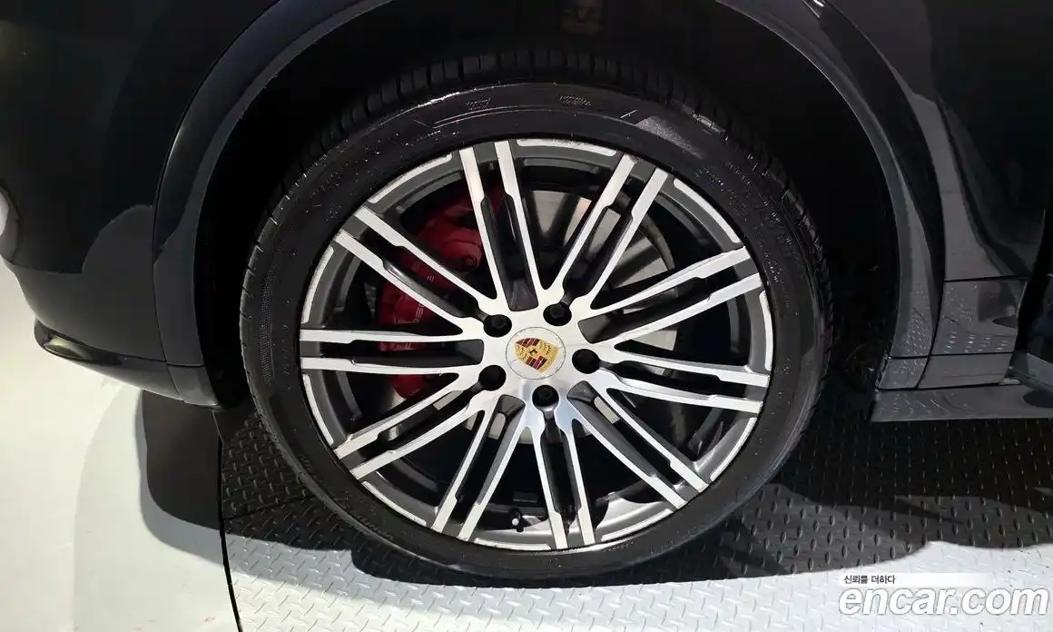 Porsche Cayenne 2016 3.6 Автомат в Москве № 165702, фото 5