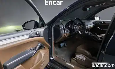 Porsche Cayenne 2016 3.6 Автомат в Москве № 165702, миниатюра 10